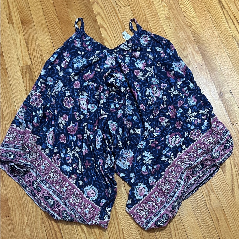 Floral Wide-Leg Jumpsuit With Pockets - Picture 1 of 3